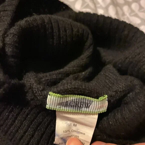 J. Crew 100% Cashmere Turtleneck Sweater black Size Medium EUC $228 - Picture 3 of 3